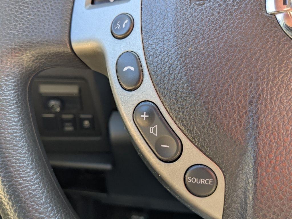 Nissan Rogue  2013