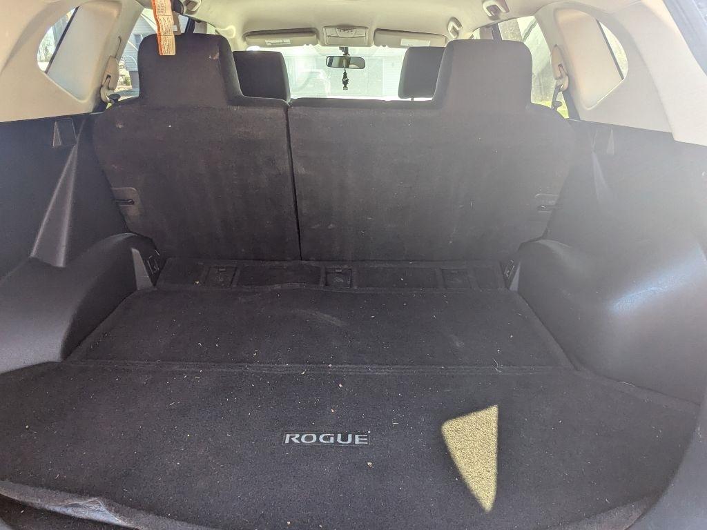 Nissan Rogue  2013