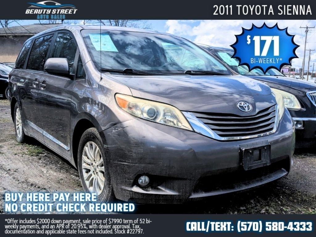2011 Toyota Sienna XLE