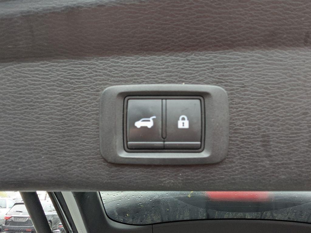 Mitsubishi Outlander  2022