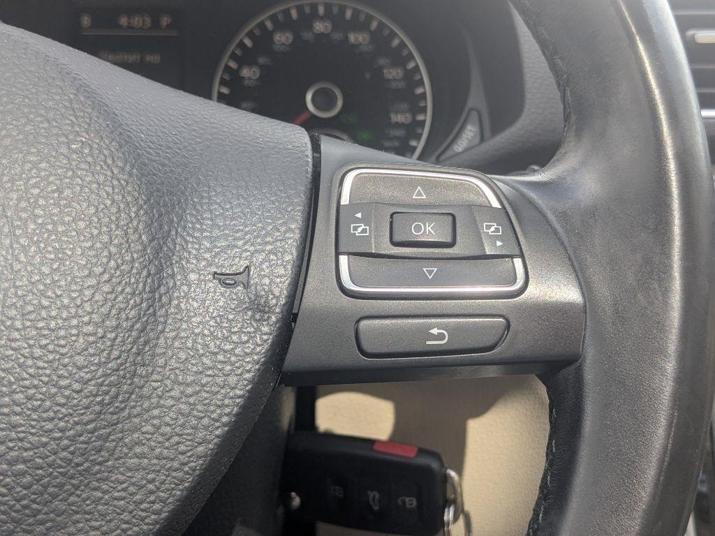 Volkswagen Passat  2012