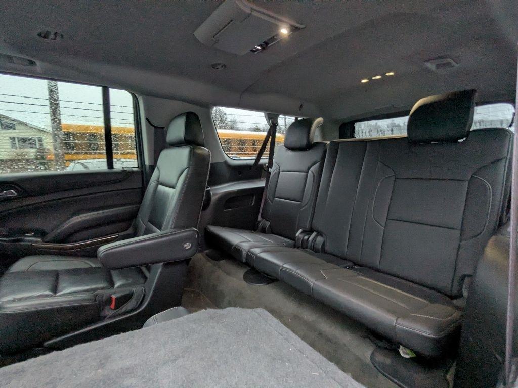 Chevrolet Suburban  2015