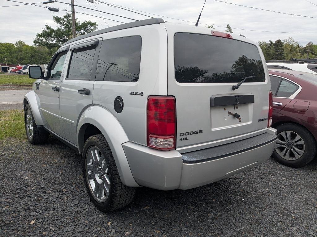 Dodge Nitro  2011