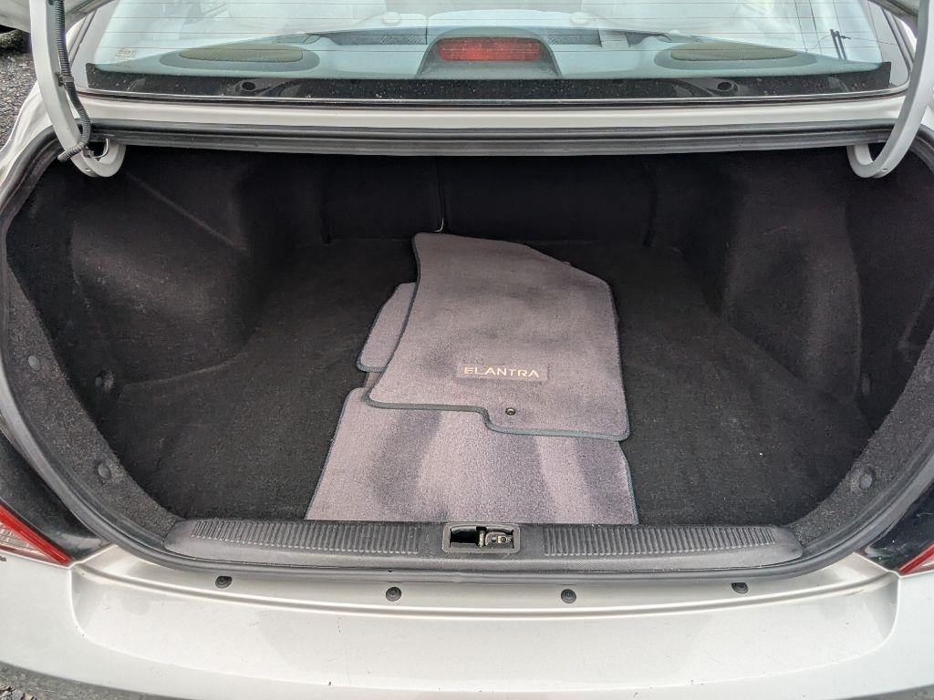 Hyundai Elantra  2006