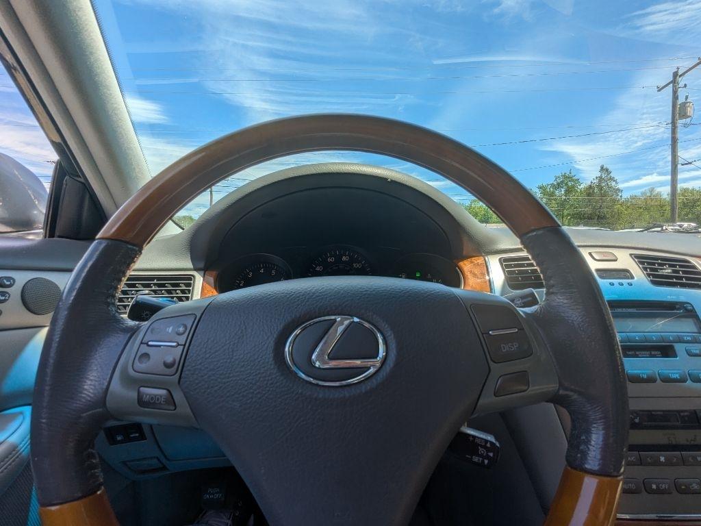 Lexus ES 330  2005