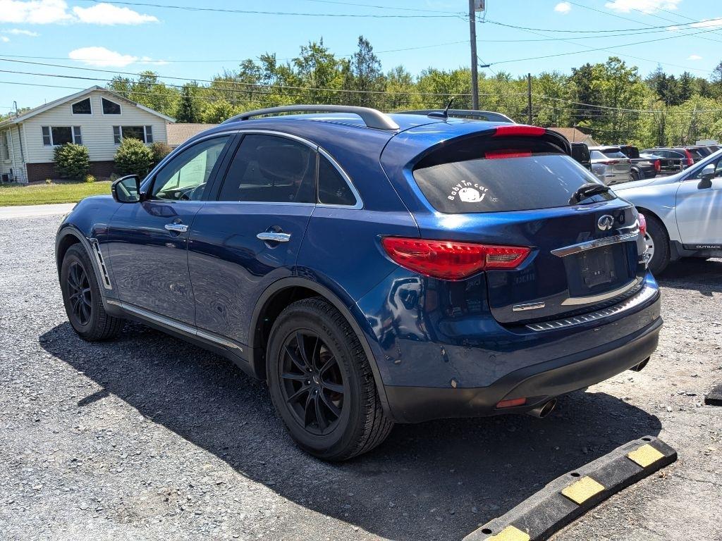 Infiniti FX  2012
