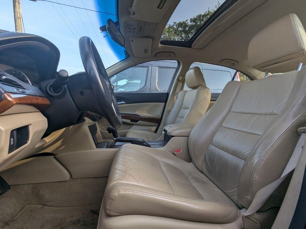 Honda Accord  2011