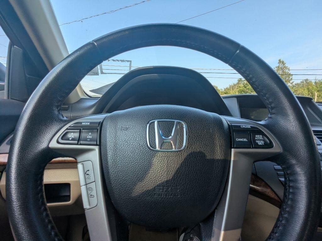 Honda Accord  2011