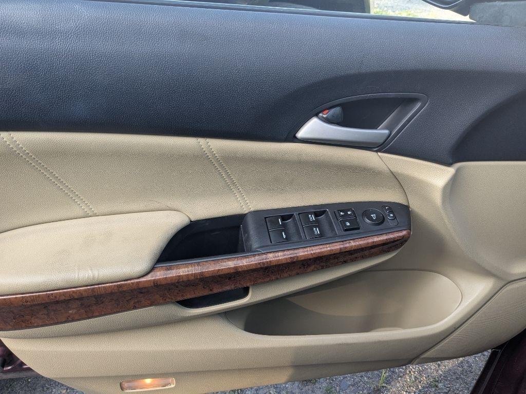 Honda Accord  2011