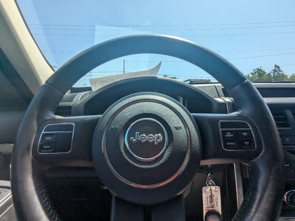 Jeep Liberty  2011