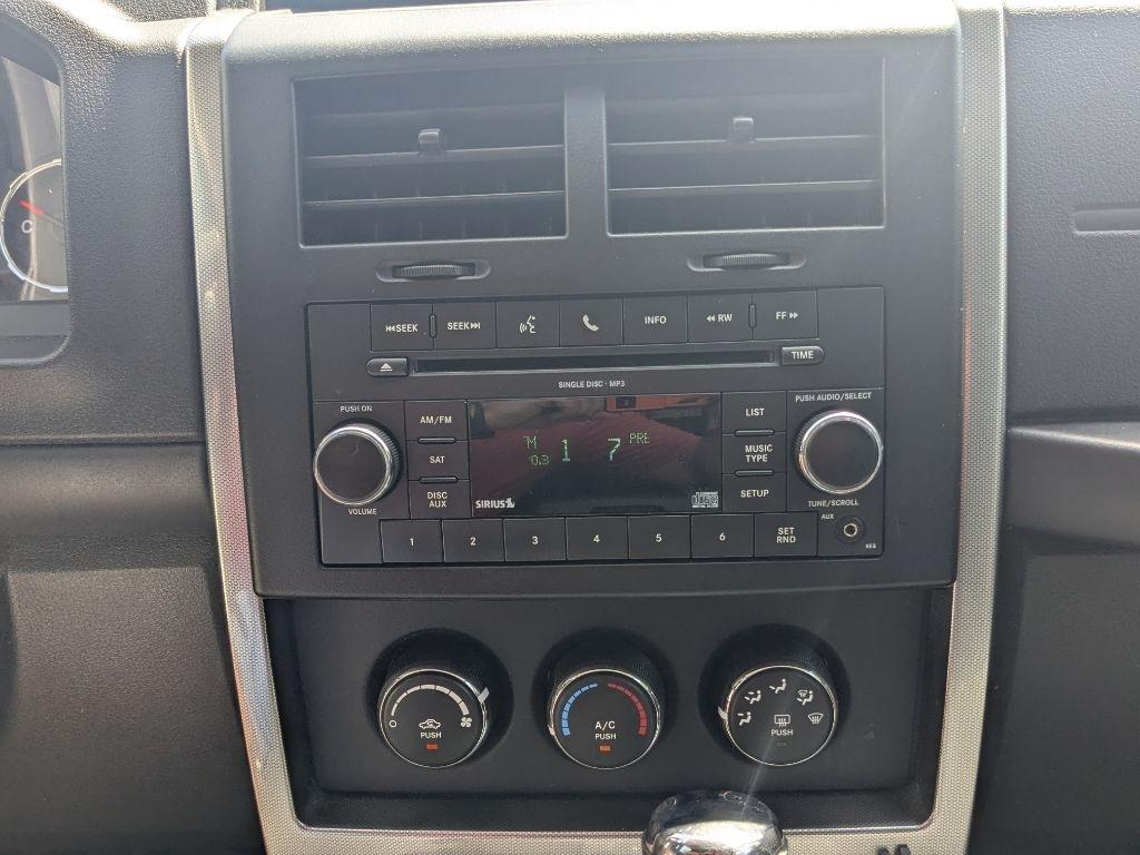 Jeep Liberty  2011