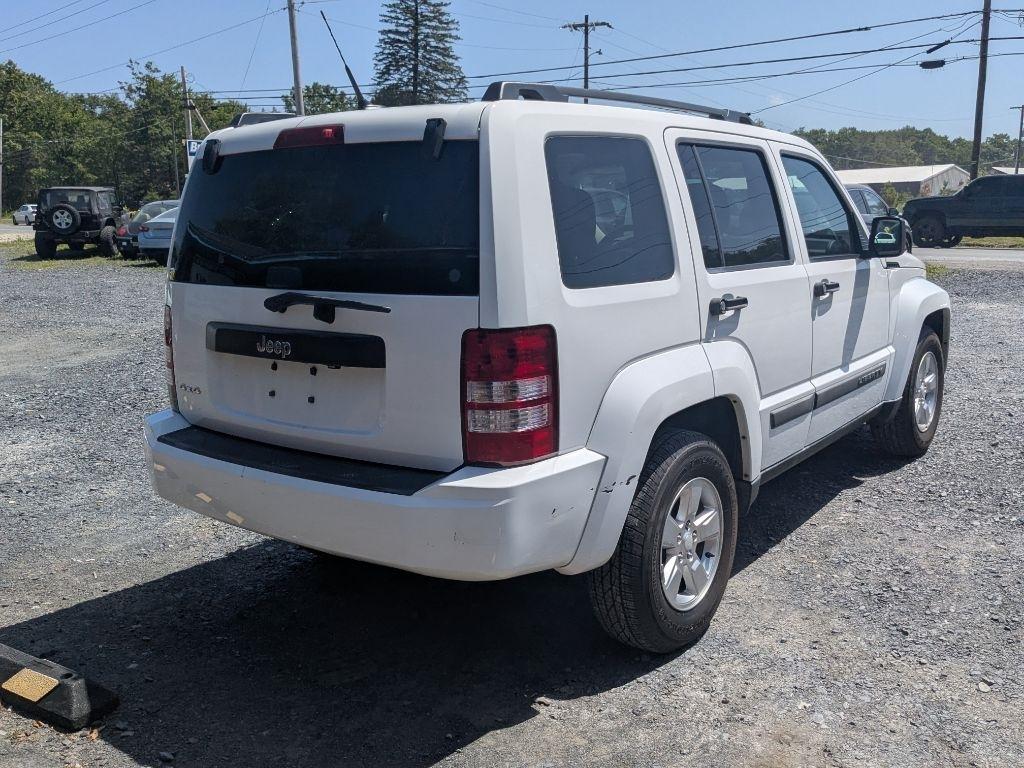 Jeep Liberty  2011