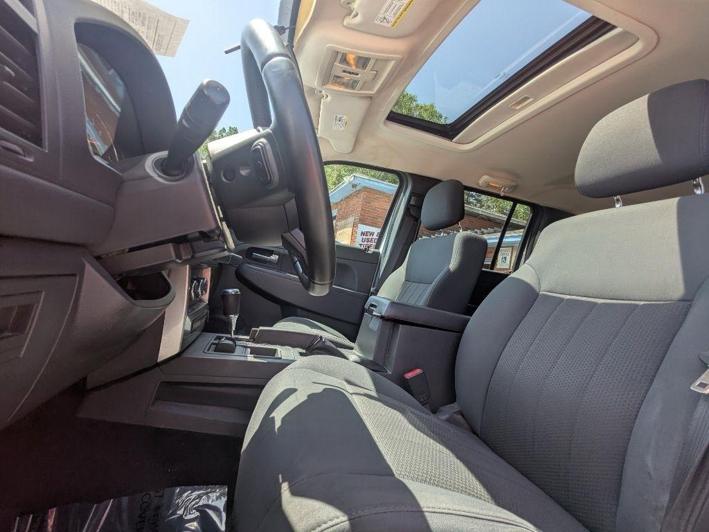 Jeep Liberty  2011