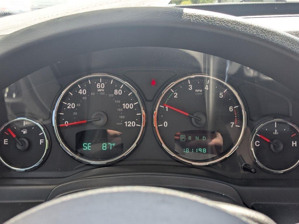 Jeep Liberty  2011