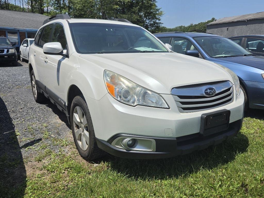 2010 Subaru Outback 2.5I PREMIUM