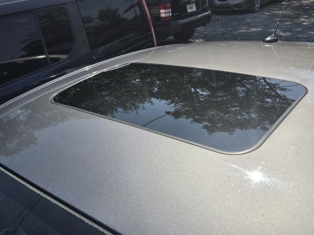 Ford Fusion Hybrid  2013
