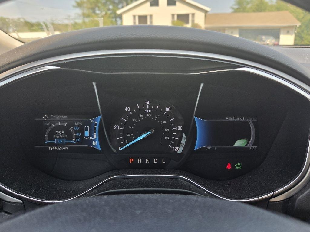 Ford Fusion Hybrid  2013