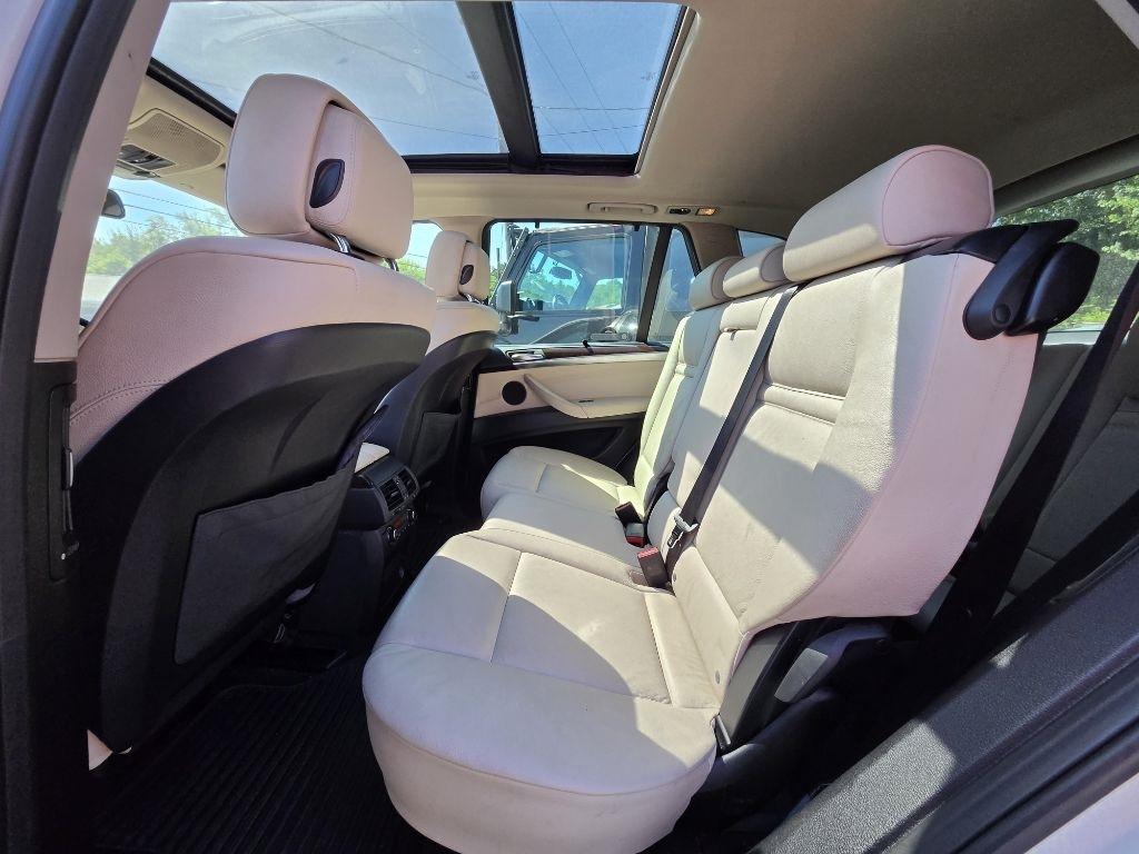 BMW X5  2012
