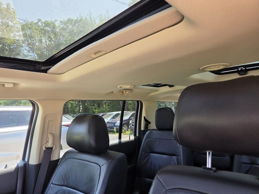 2016 Ford Flex SEL - Photo 9