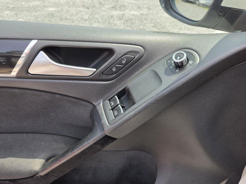 Volkswagen GTI  2012