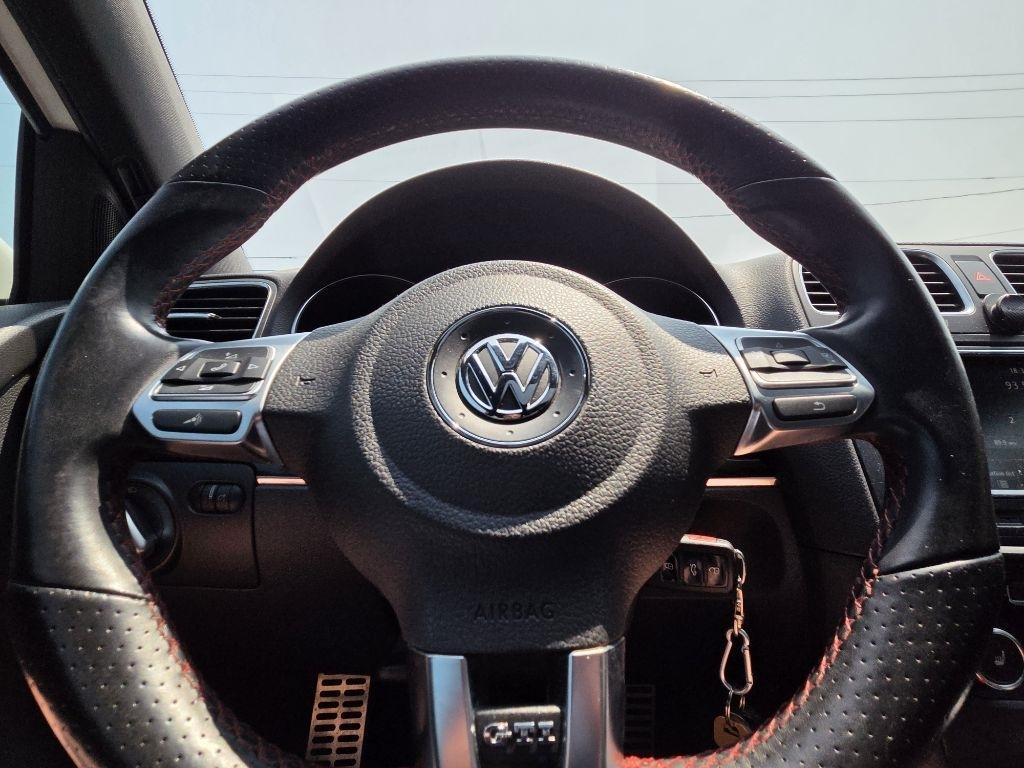 Volkswagen GTI  2012