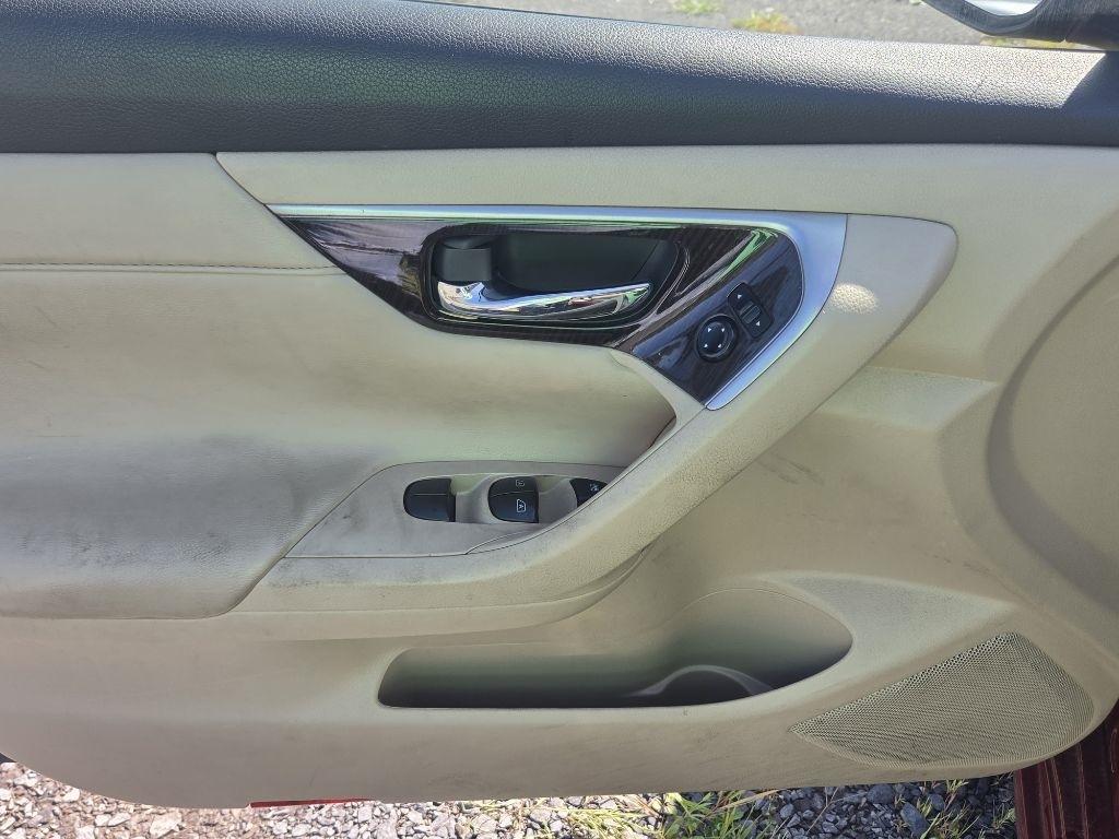 Nissan Altima  2013