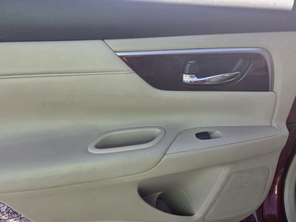 Nissan Altima  2013