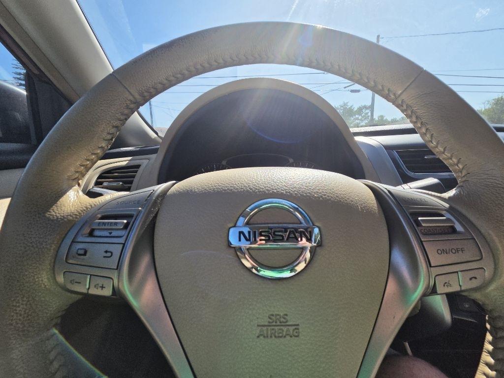 Nissan Altima  2013