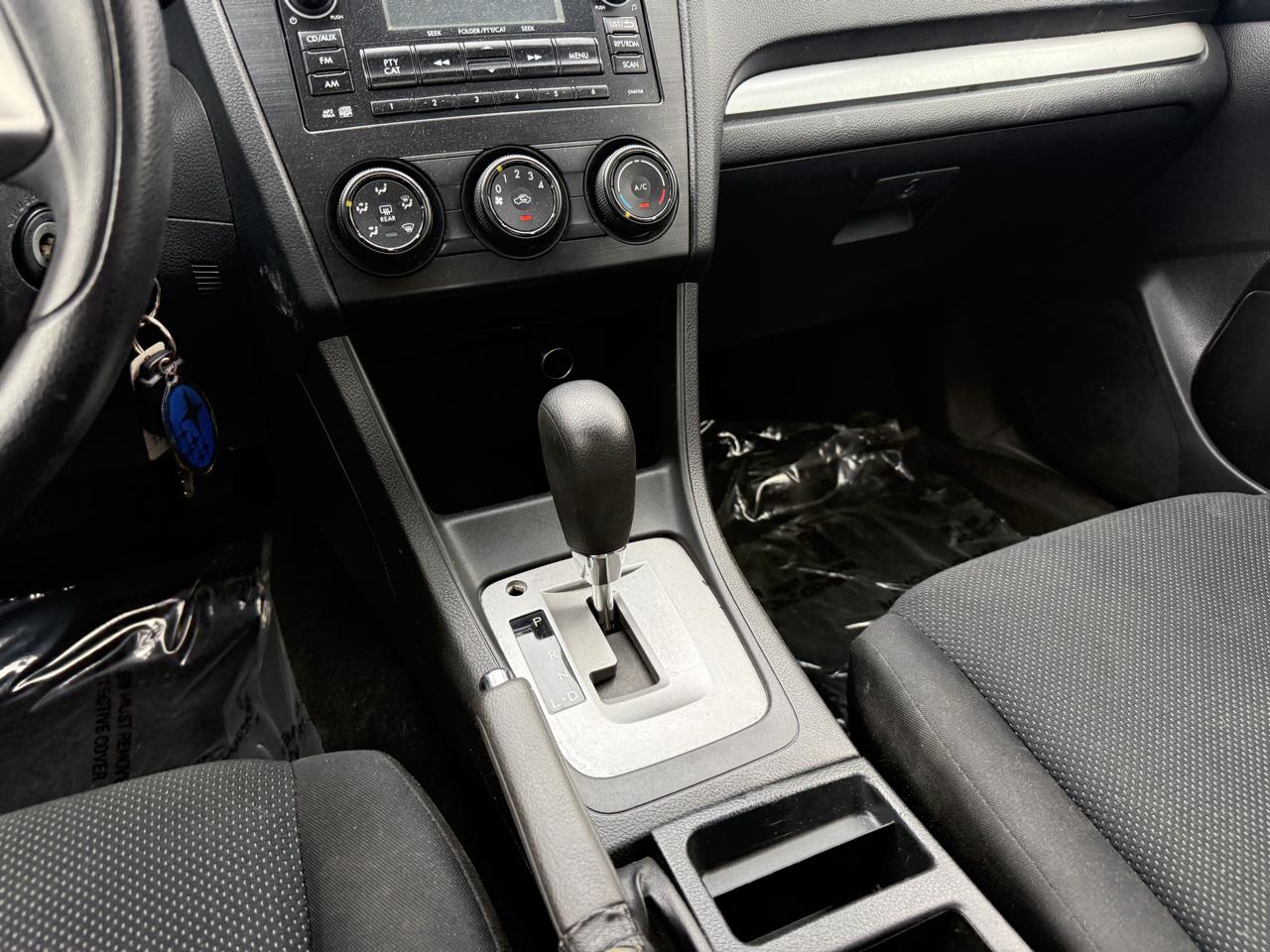 Subaru Impreza Base 4-Door 2014