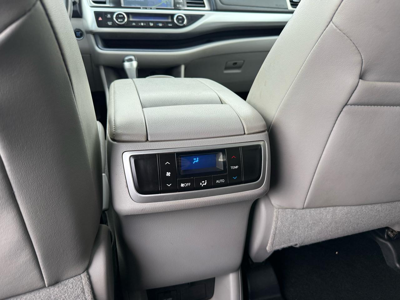 Toyota Highlander XLE AWD V6 2016
