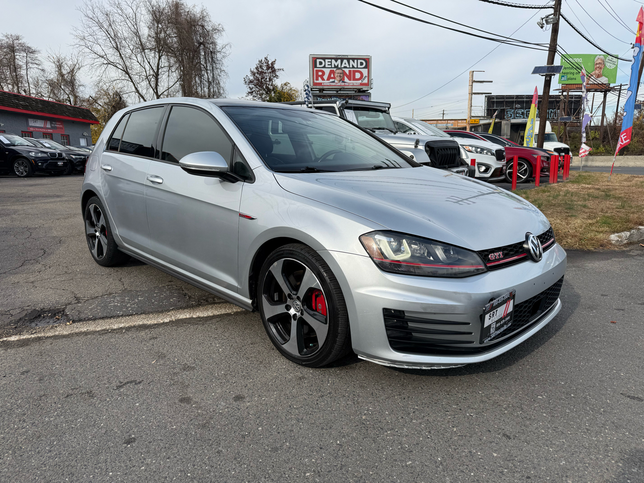 Volkswagen Golf GTI SE 6A 4-Door 2017