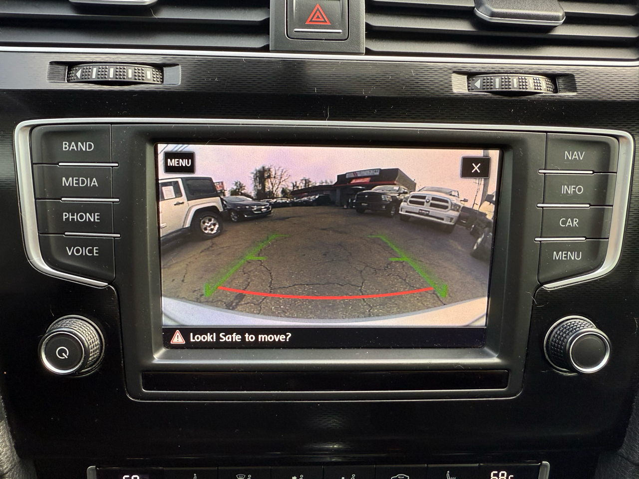 Volkswagen Golf GTI SE 6A 4-Door 2017