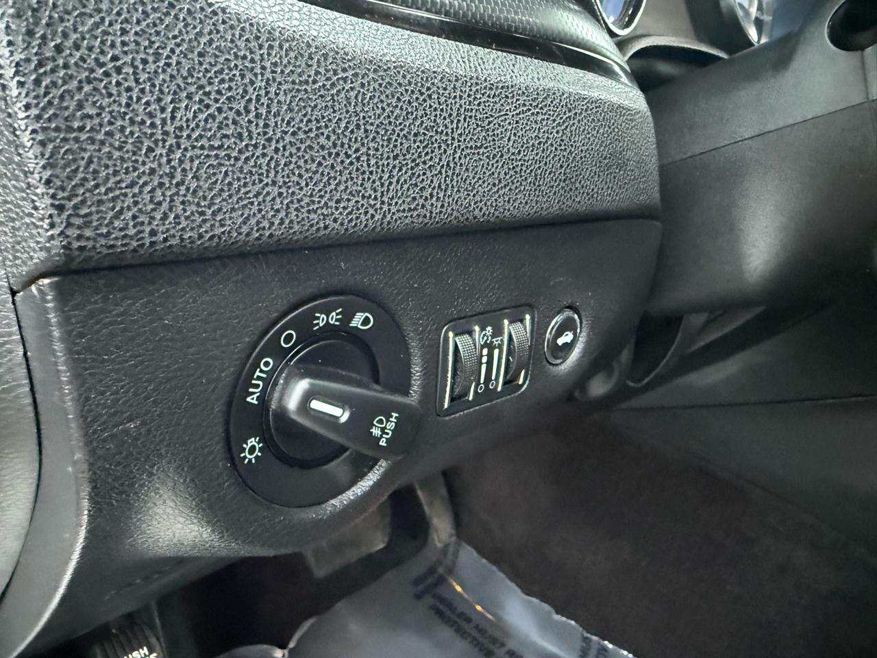 Chrysler 300 S V6 AWD 2013