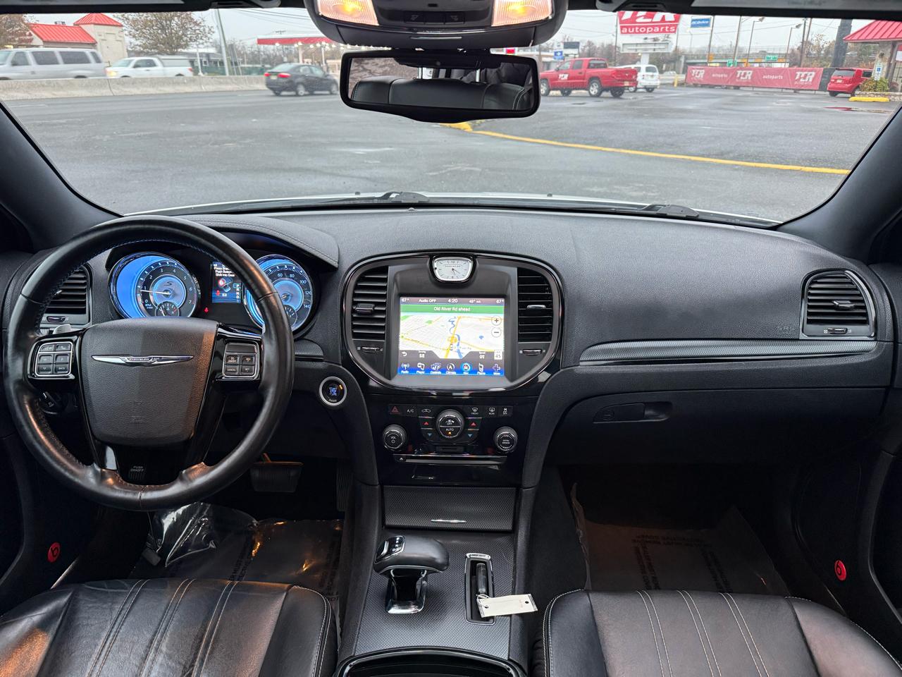 Chrysler 300 S V6 AWD 2013