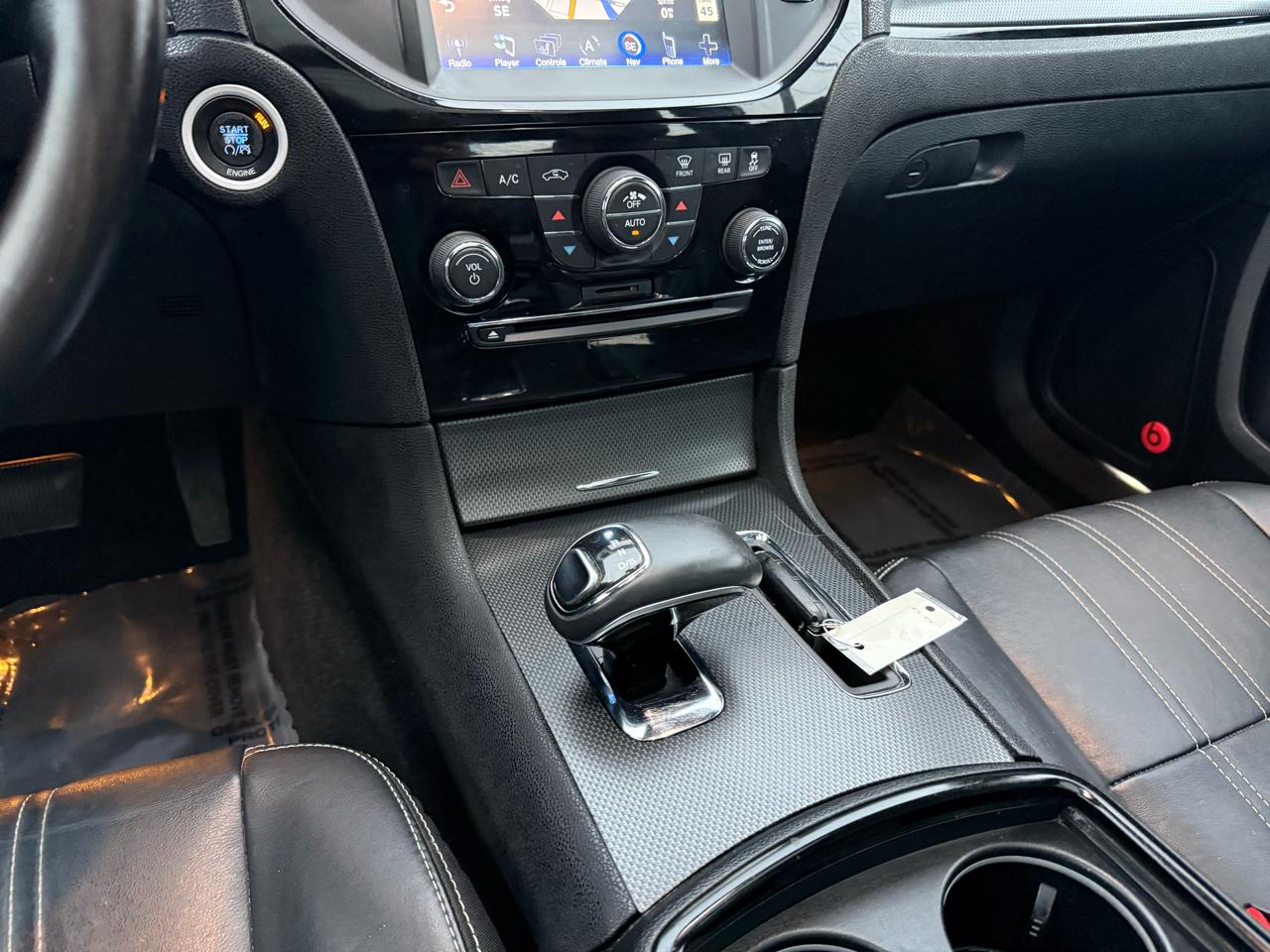 Chrysler 300 S V6 AWD 2013