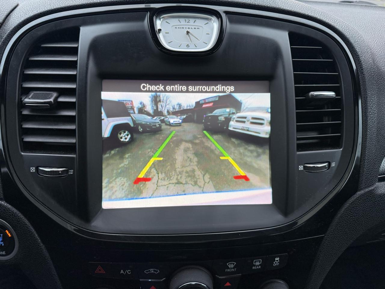 Chrysler 300 S V6 AWD 2013