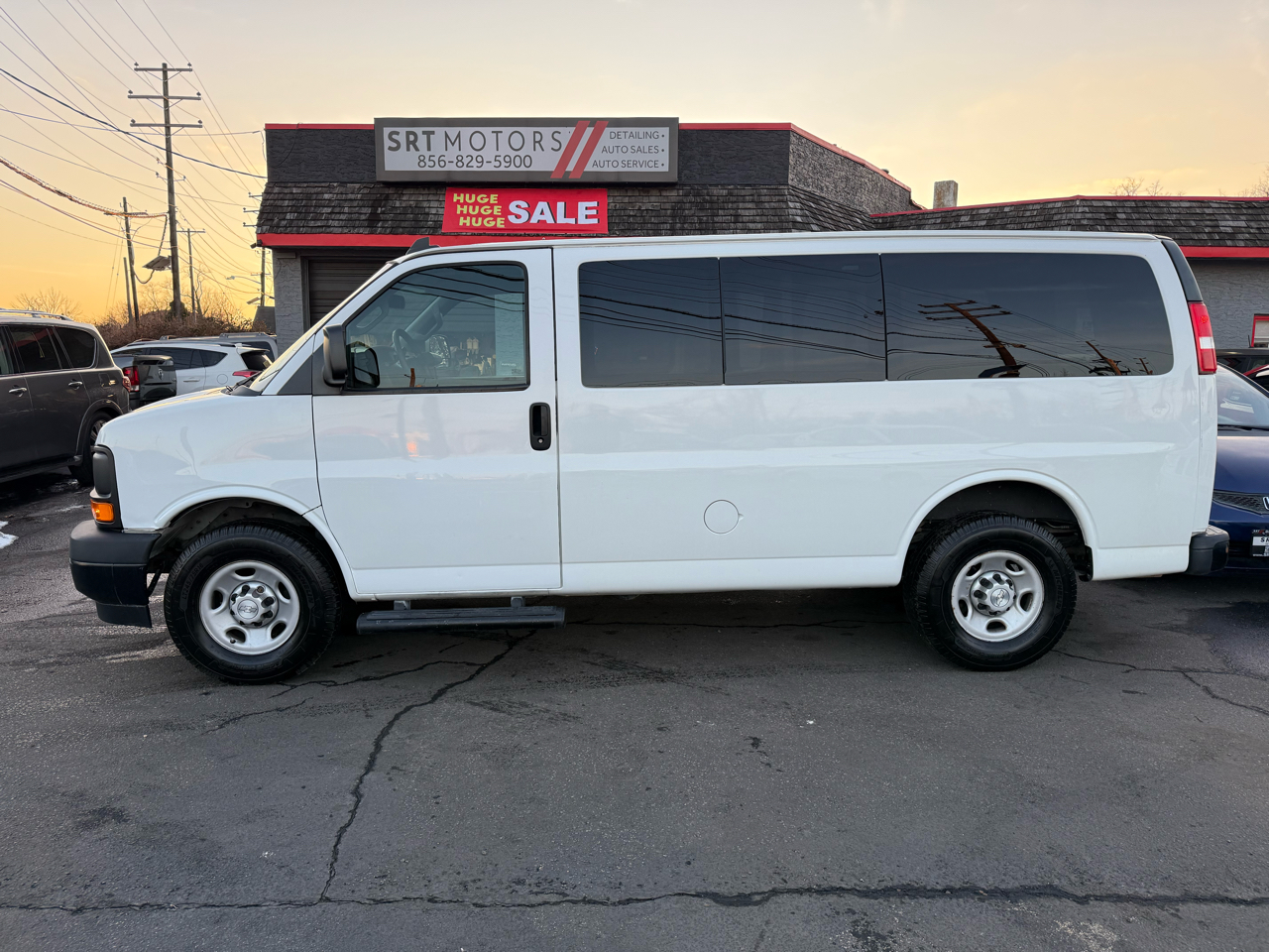 Chevrolet Express LS 2500 2017