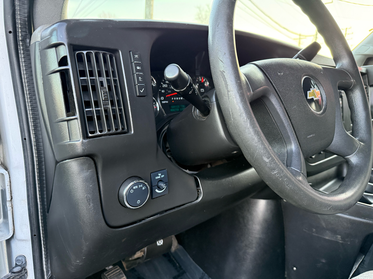 Chevrolet Express LS 2500 2017