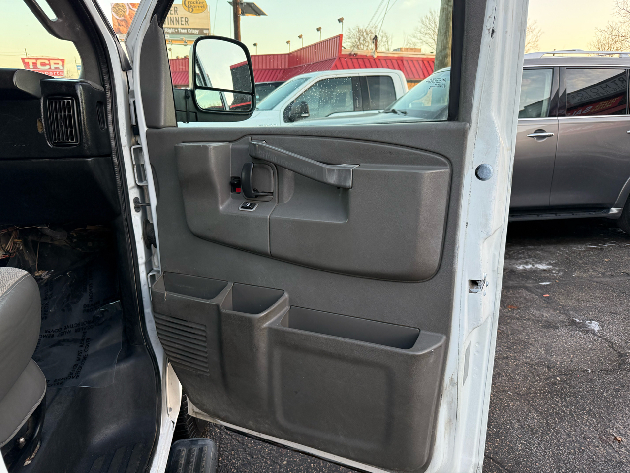 Chevrolet Express LS 2500 2017