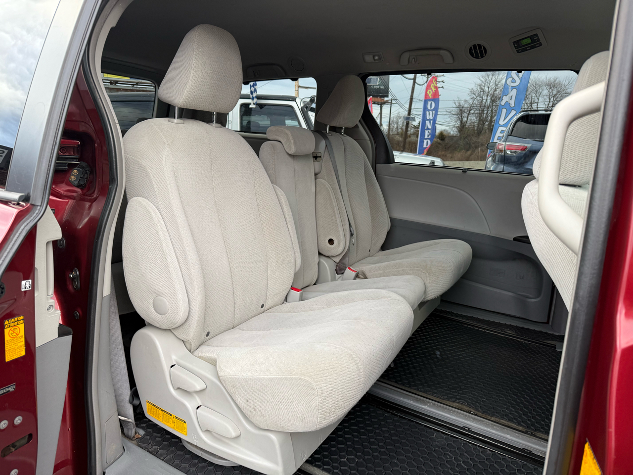 Toyota Sienna LE FWD 8-Passenger V6 2014