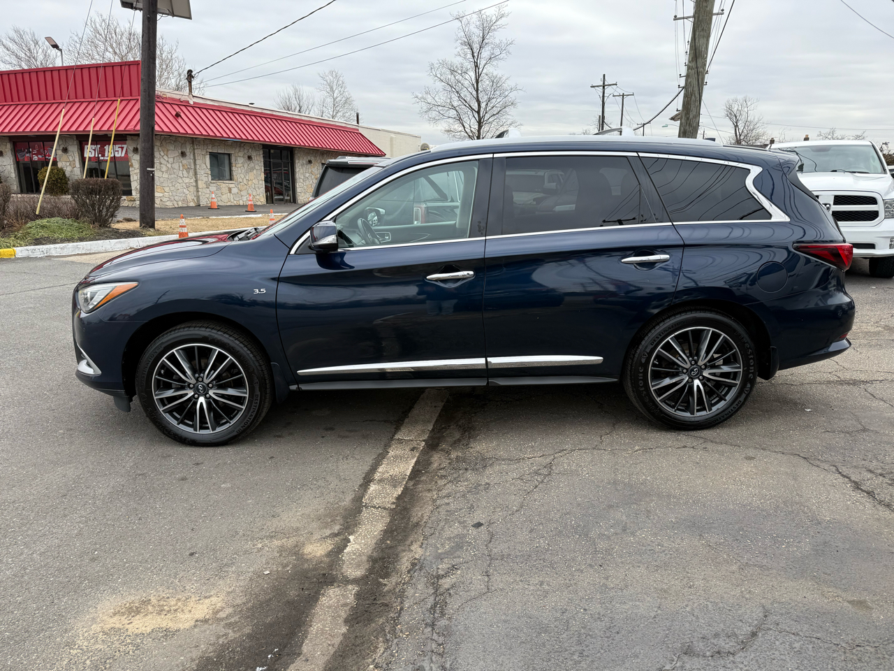 Infiniti QX60 Base AWD 2016