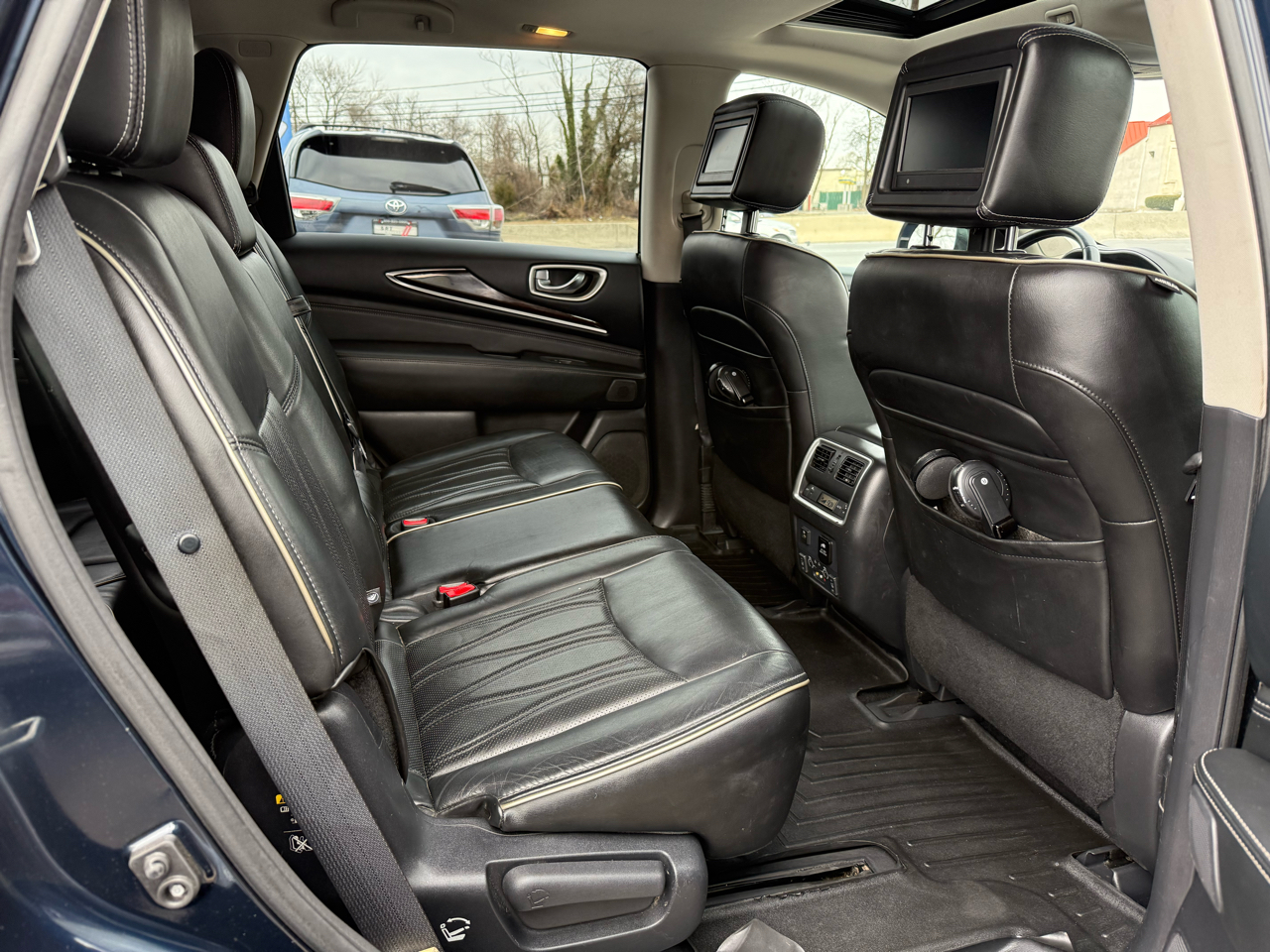 Infiniti QX60 Base AWD 2016
