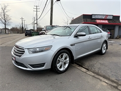 2015 Ford Taurus 
