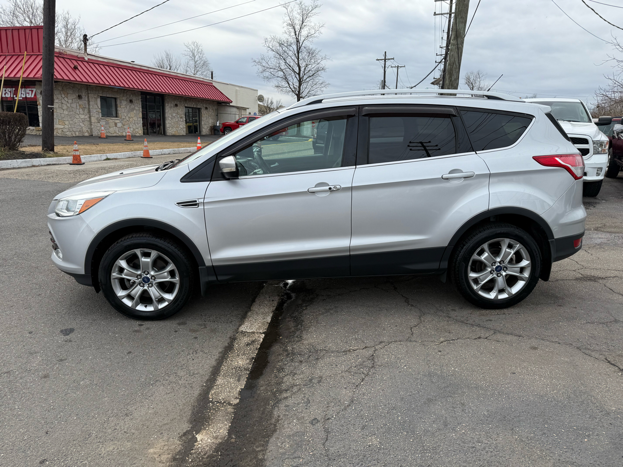 Ford Escape Titanium 4WD 2014