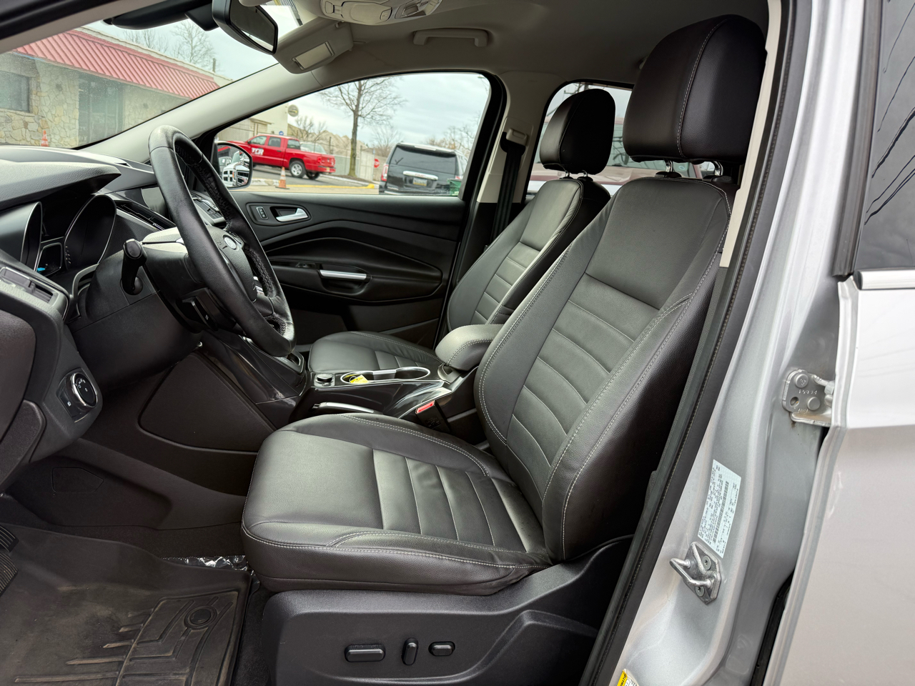 Ford Escape Titanium 4WD 2014