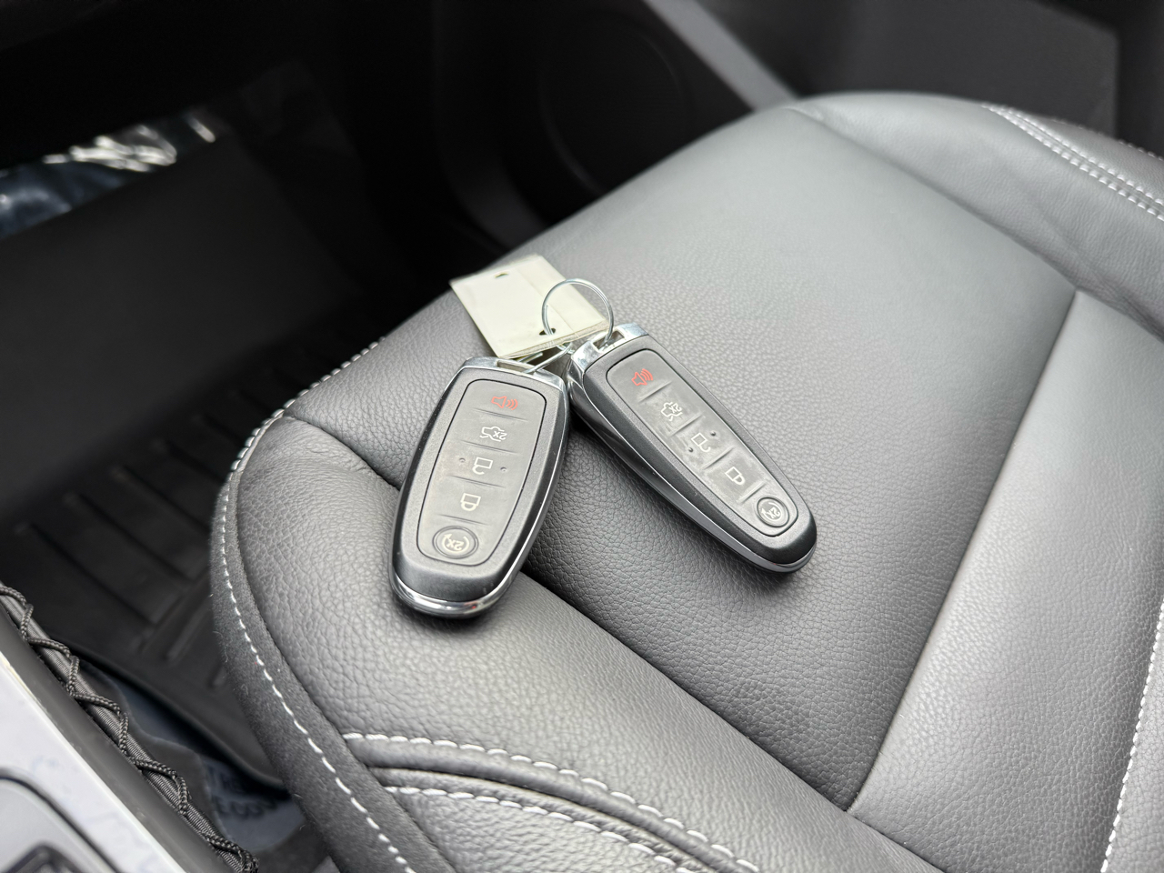 Ford Escape Titanium 4WD 2014