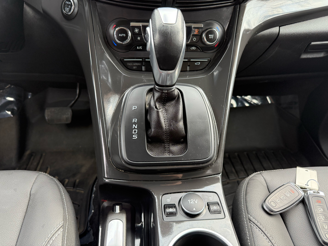 Ford Escape Titanium 4WD 2014