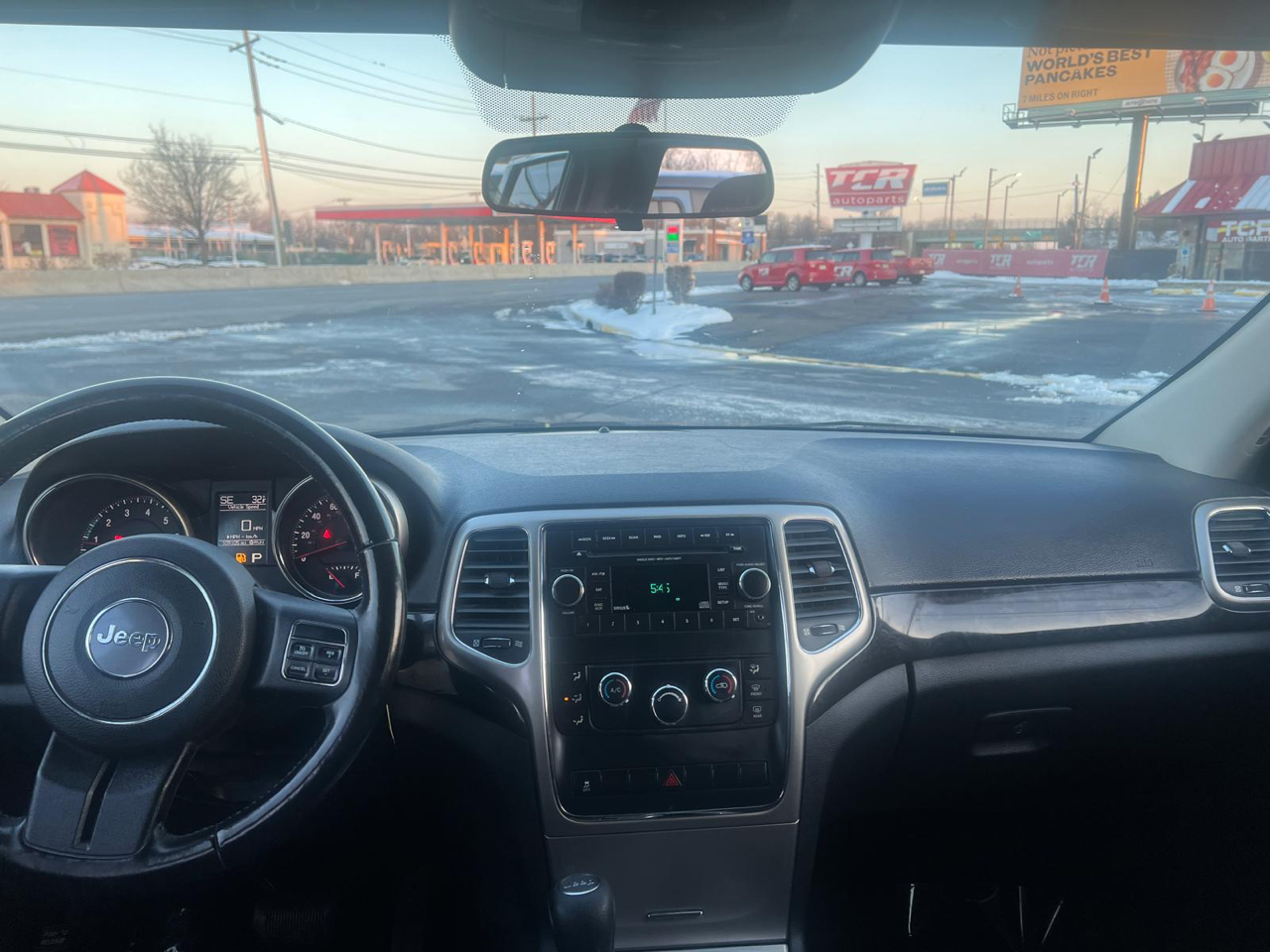 Jeep Grand Cherokee Laredo 4WD 2012