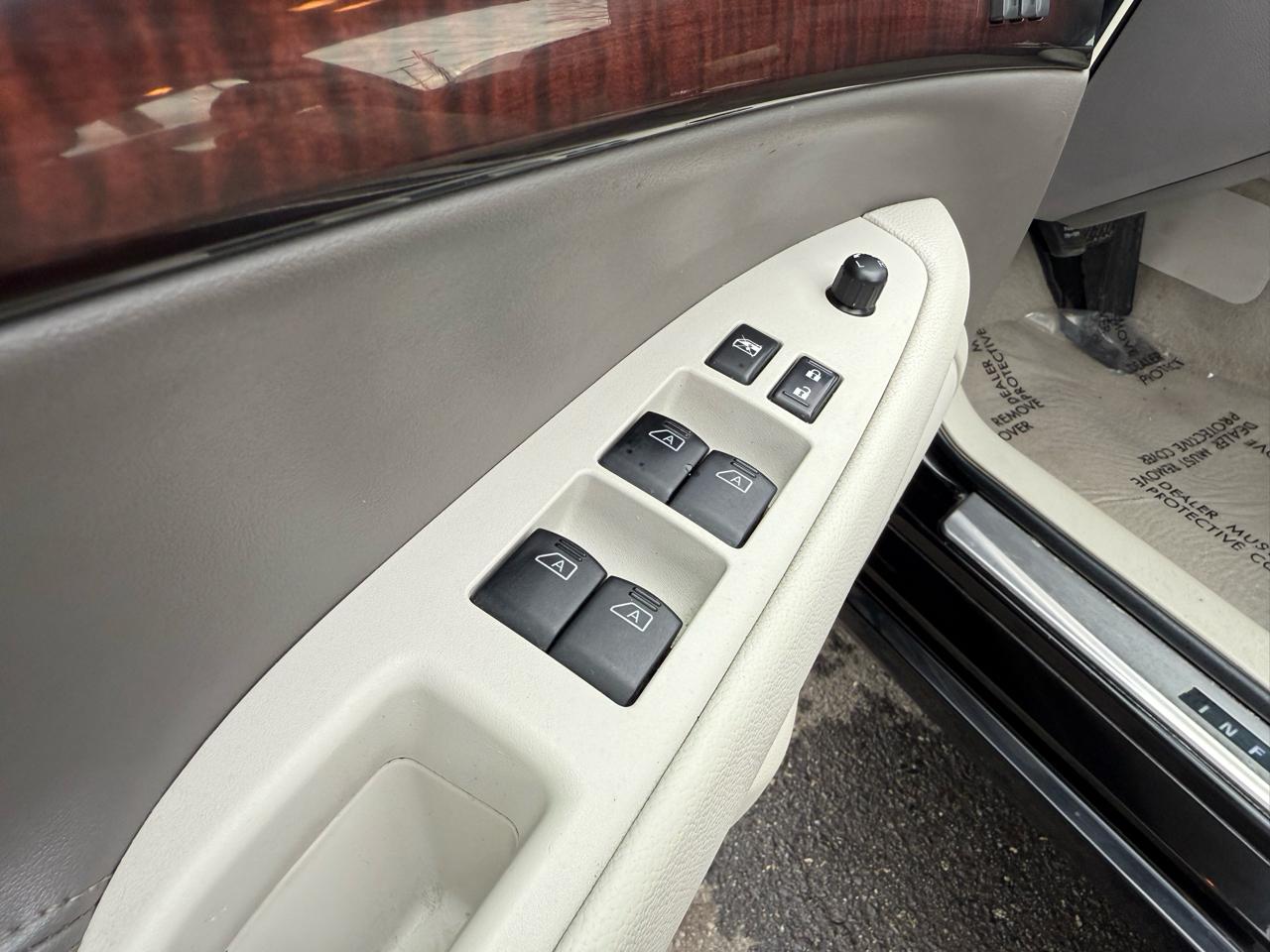 Infiniti G Sedan 37x AWD 2012