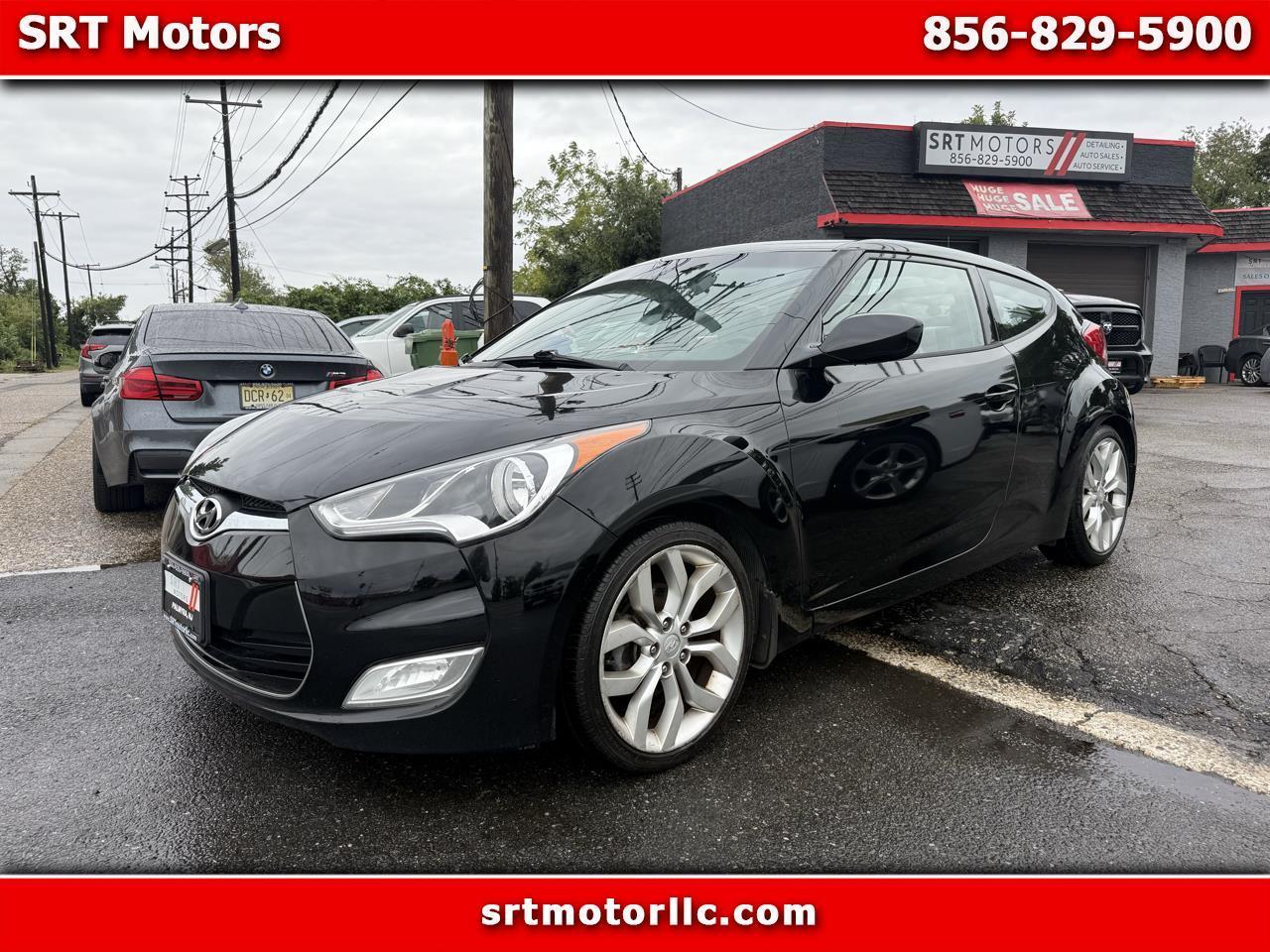 Hyundai Veloster Base 2013